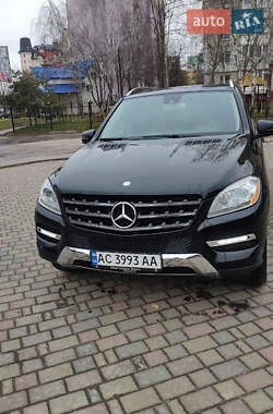 Mercedes-Benz M-Class 2012 Mercedes-Benz M-Class 2012