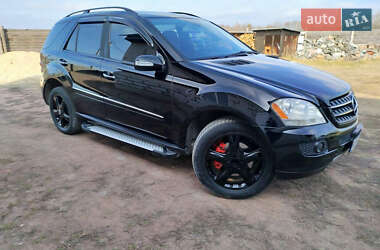Внедорожник / Кроссовер Mercedes-Benz M-Class 2007 в 