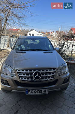 Mercedes-Benz M-Class 2009 Mercedes-Benz M-Class 2009