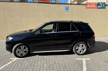 Mercedes-Benz M-Class 2013