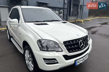 Внедорожник / Кроссовер Mercedes-Benz M-Class 2011 в 
