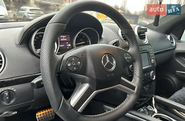 Внедорожник / Кроссовер Mercedes-Benz M-Class 2011 в 
