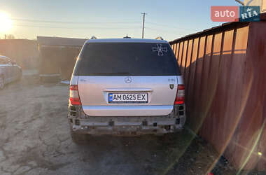 Внедорожник / Кроссовер Mercedes-Benz M-Class 2003 в 