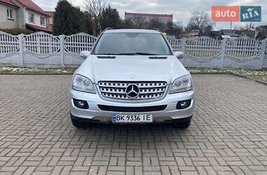 Позашляховик / Кросовер Mercedes-Benz M-Class 2007 в Рівному