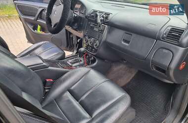 Внедорожник / Кроссовер Mercedes-Benz M-Class 2004 в Киеве