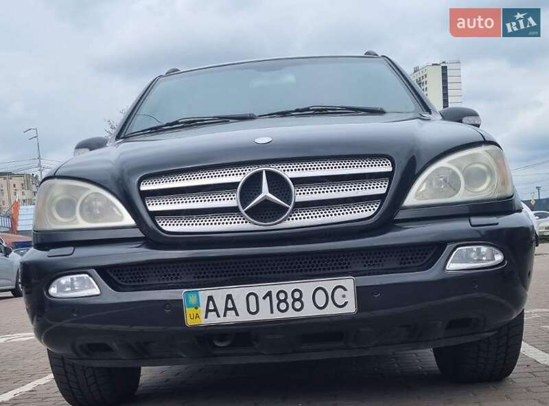 Позашляховик / Кросовер Mercedes-Benz M-Class 2004 в Києві