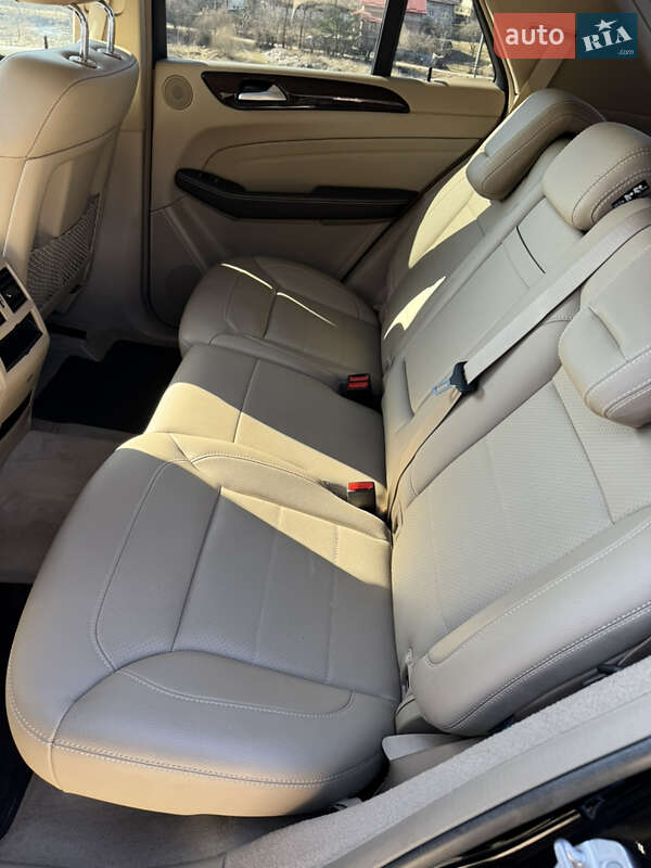 Позашляховик / Кросовер Mercedes-Benz M-Class 2013 в Львові