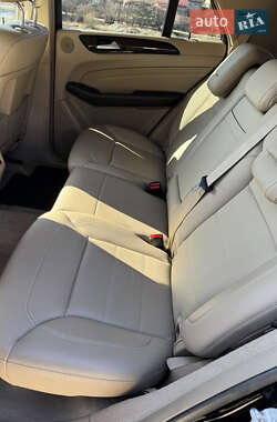 Внедорожник / Кроссовер Mercedes-Benz M-Class 2013 в 