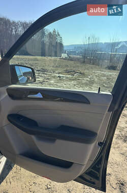 Внедорожник / Кроссовер Mercedes-Benz M-Class 2013 в 