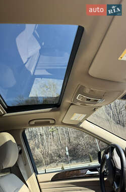 Внедорожник / Кроссовер Mercedes-Benz M-Class 2013 в 