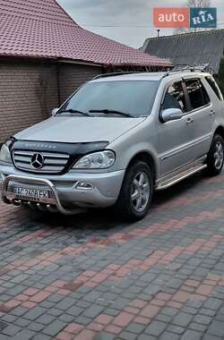Внедорожник / Кроссовер Mercedes-Benz M-Class 2004 в 
