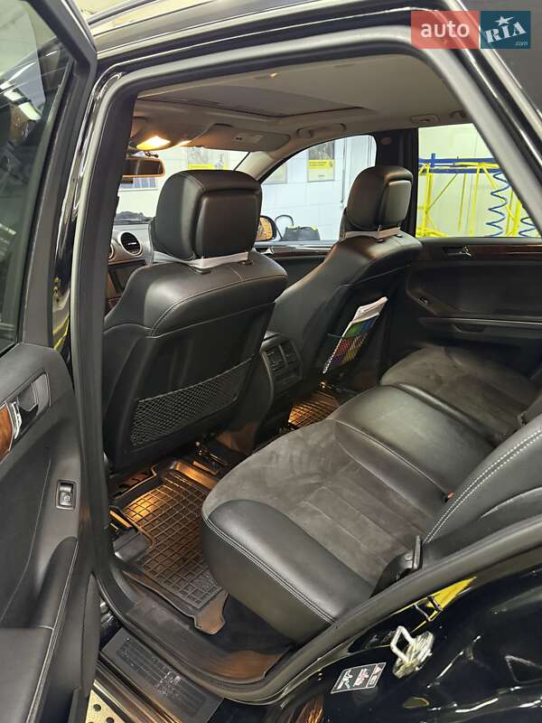 Внедорожник / Кроссовер Mercedes-Benz M-Class 2007 в Черновцах фото 10 Внедорожник / Кроссовер Mercedes-Benz M-Class 2007 в Черновцах