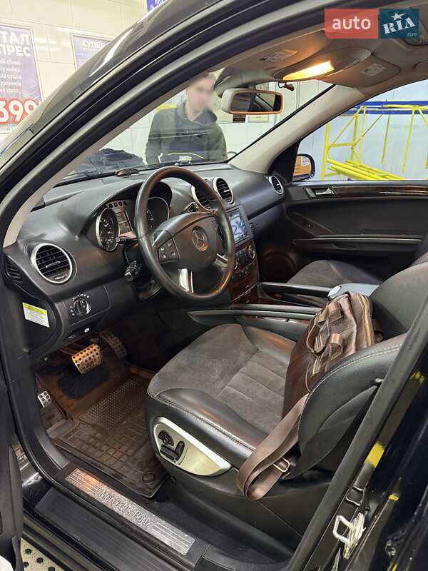 Внедорожник / Кроссовер Mercedes-Benz M-Class 2007 в Черновцах фото 11 Внедорожник / Кроссовер Mercedes-Benz M-Class 2007 в Черновцах