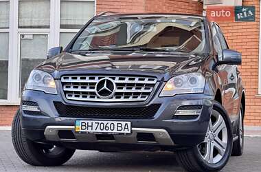 Mercedes-Benz M-Class 2011