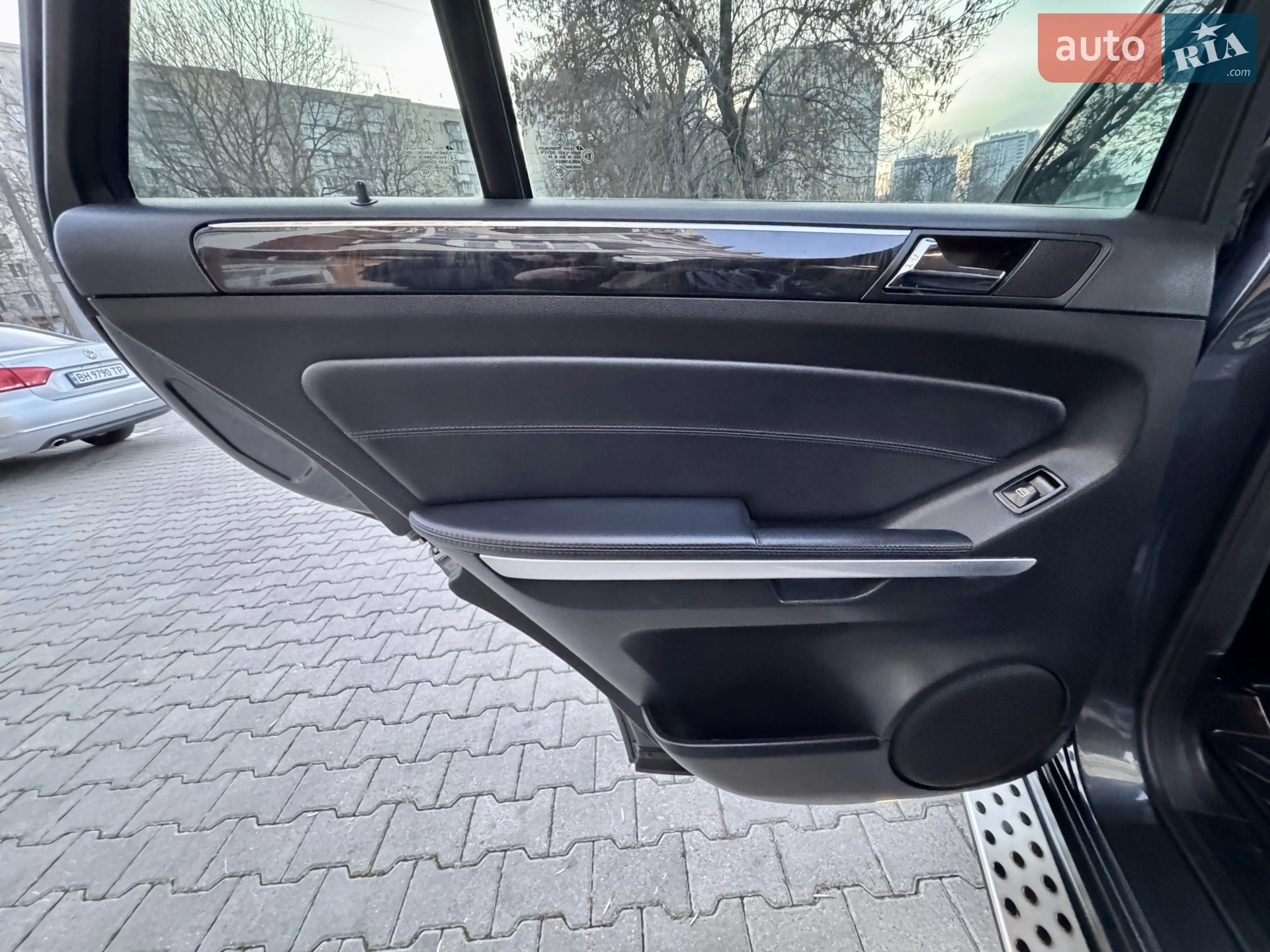 2011 Mercedes-Benz M-klasse - мініатюра 54