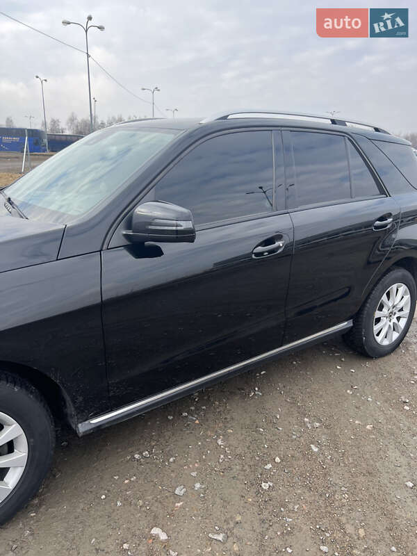 Внедорожник / Кроссовер Mercedes-Benz M-Class 2013 в Львове