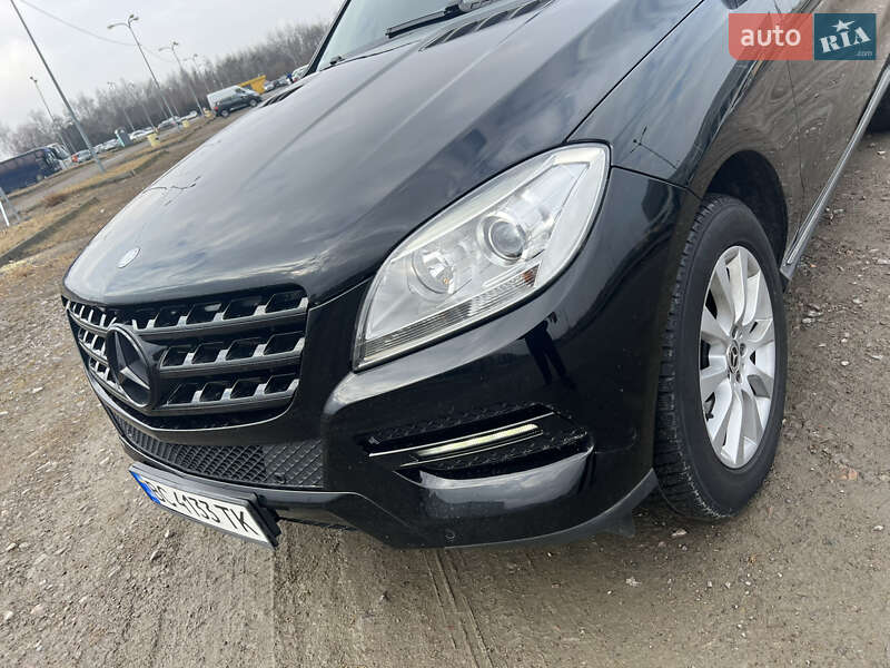 Внедорожник / Кроссовер Mercedes-Benz M-Class 2013 в Львове