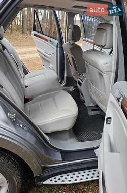 Внедорожник / Кроссовер Mercedes-Benz M-Class 2010 в 