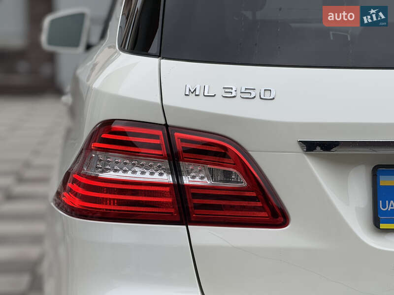 Позашляховик / Кросовер Mercedes-Benz M-Class 2012 в Летичіві фото 24 Позашляховик / Кросовер Mercedes-Benz M-Class 2012 в Летичіві