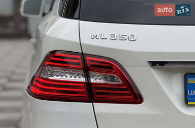 Внедорожник / Кроссовер Mercedes-Benz M-Class 2012 в 