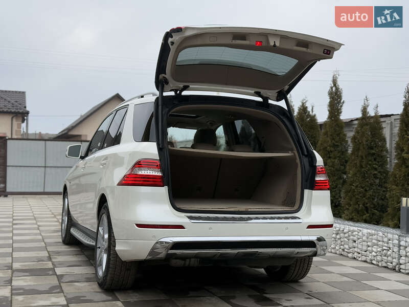 Позашляховик / Кросовер Mercedes-Benz M-Class 2012 в Летичіві фото 28 Позашляховик / Кросовер Mercedes-Benz M-Class 2012 в Летичіві