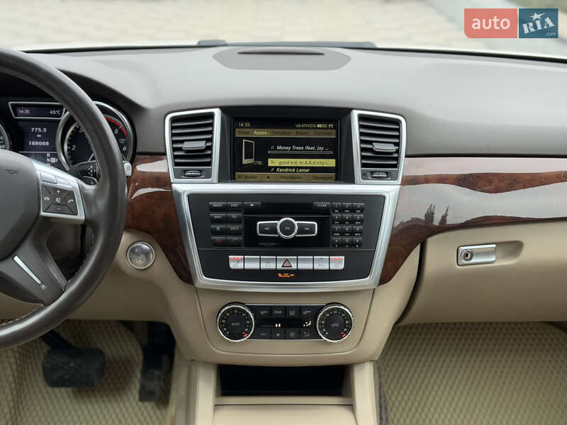 Позашляховик / Кросовер Mercedes-Benz M-Class 2012 в Летичіві фото 53 Позашляховик / Кросовер Mercedes-Benz M-Class 2012 в Летичіві