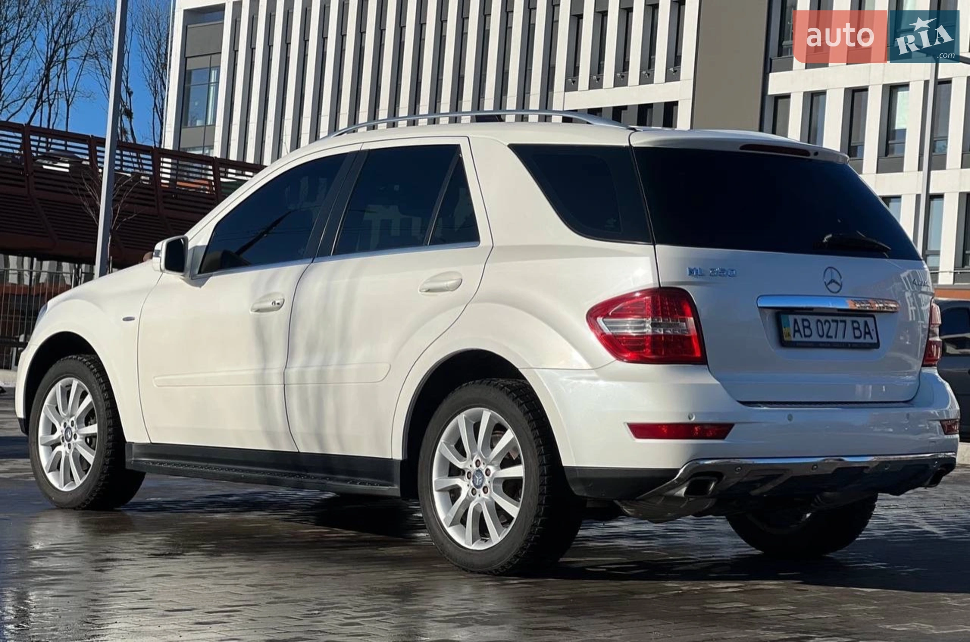Mercedes-Benz M-Class 2010 VIN WDC1641861A643740 фото оголошення 7 з 23