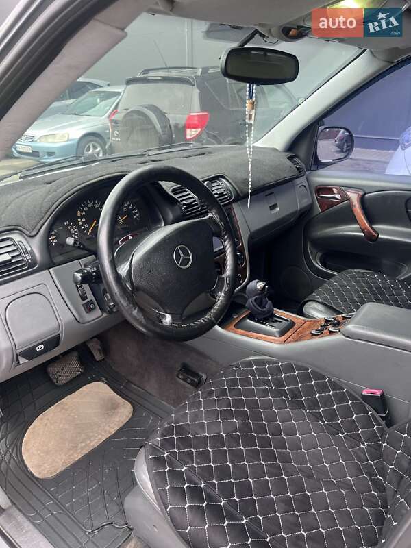 Внедорожник / Кроссовер Mercedes-Benz M-Class 1999 в Мироновке