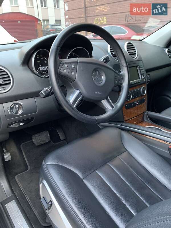 Внедорожник / Кроссовер Mercedes-Benz M-Class 2008 в Киеве