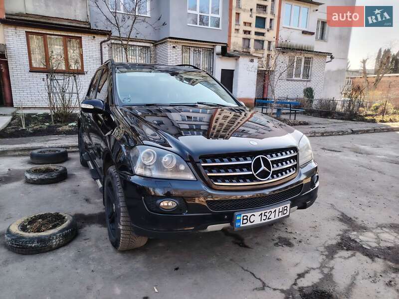 Внедорожник / Кроссовер Mercedes-Benz M-Class 2006 в Шептицькому