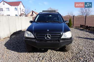Внедорожник / Кроссовер Mercedes-Benz M-Class 2004 в 