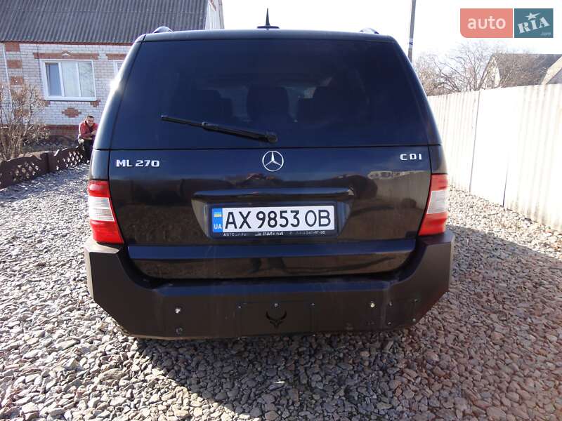 Позашляховик / Кросовер Mercedes-Benz M-Class 2004 в Люботині