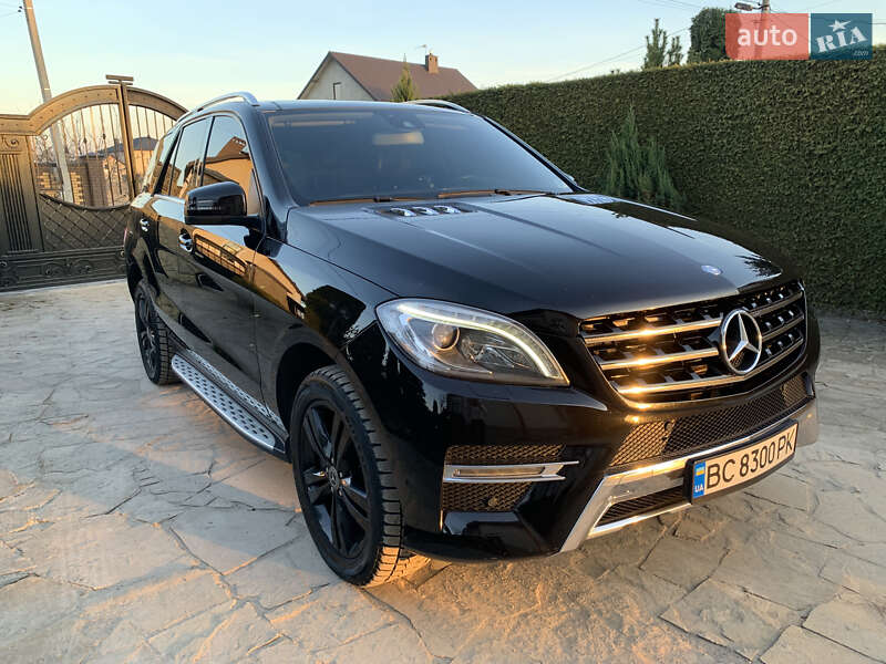 Mercedes-Benz M-Class 2012