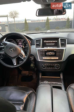 Позашляховик / Кросовер Mercedes-Benz M-Class 2012 в 