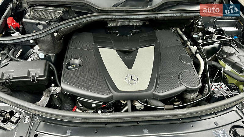 Внедорожник / Кроссовер Mercedes-Benz M-Class 2010 в Одессе