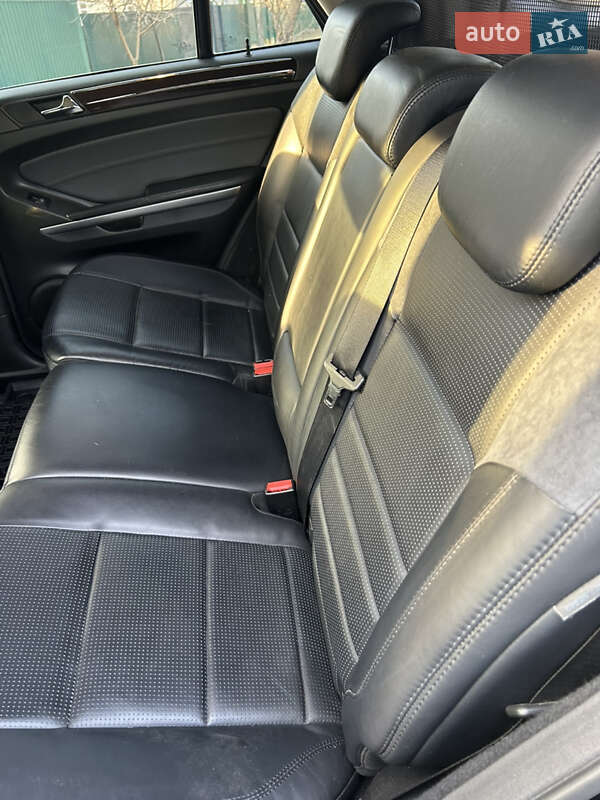Внедорожник / Кроссовер Mercedes-Benz M-Class 2008 в Черкассах