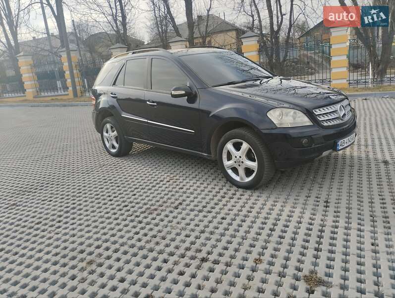 Внедорожник / Кроссовер Mercedes-Benz M-Class 2006 в Тульчине