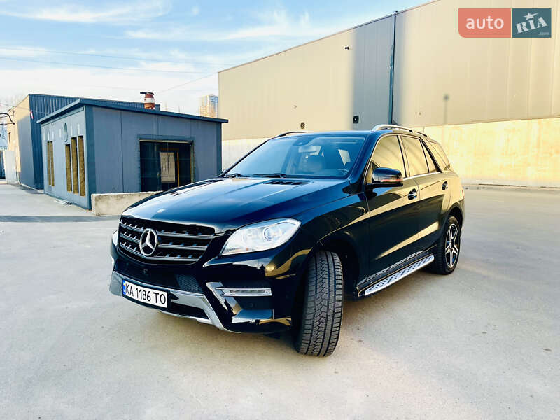 Внедорожник / Кроссовер Mercedes-Benz M-Class 2014 в 