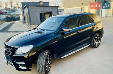 Внедорожник / Кроссовер Mercedes-Benz M-Class 2014 в 