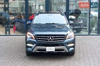 Внедорожник / Кроссовер Mercedes-Benz M-Class 2014 в 