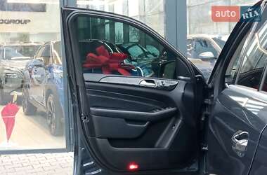 Внедорожник / Кроссовер Mercedes-Benz M-Class 2014 в 