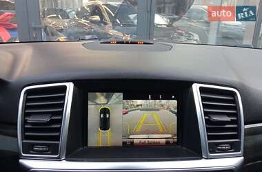 Внедорожник / Кроссовер Mercedes-Benz M-Class 2014 в 