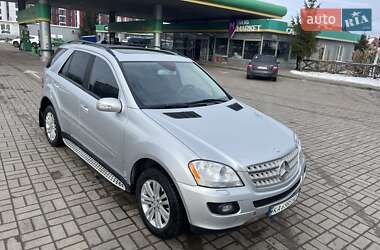 Позашляховик / Кросовер Mercedes-Benz M-Class 2007 в 