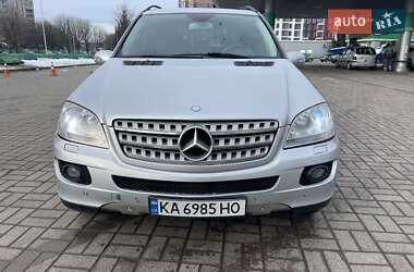 Позашляховик / Кросовер Mercedes-Benz M-Class 2007 в 