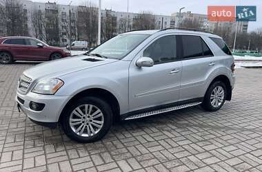 Позашляховик / Кросовер Mercedes-Benz M-Class 2007 в 