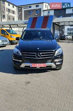 Позашляховик / Кросовер Mercedes-Benz M-Class 2015 в Києві