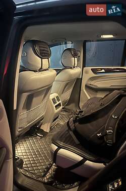 Внедорожник / Кроссовер Mercedes-Benz M-Class 2013 в 