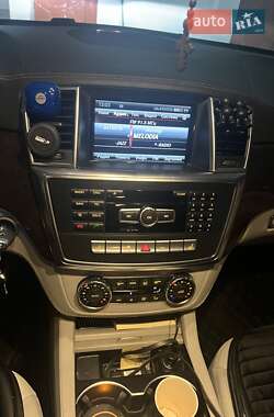 Внедорожник / Кроссовер Mercedes-Benz M-Class 2013 в 
