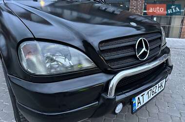Внедорожник / Кроссовер Mercedes-Benz M-Class 1999 в 