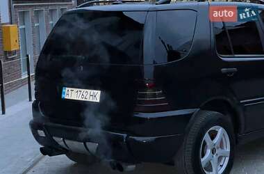 Внедорожник / Кроссовер Mercedes-Benz M-Class 1999 в 